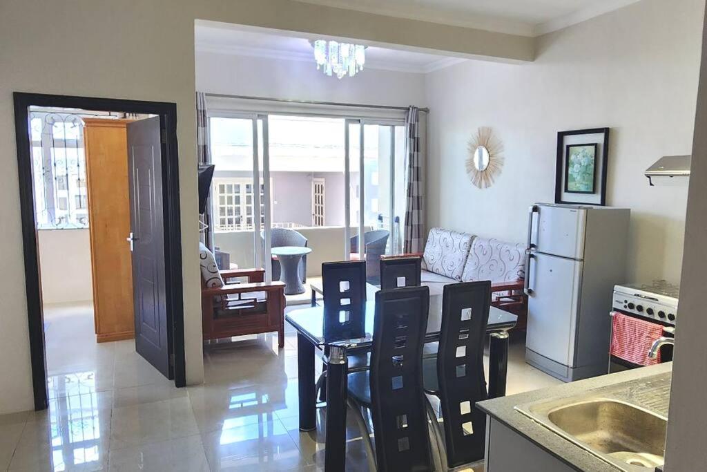 Number 8, 2Nd Floor, Pebble Bay Apartments Grand-Baie Kültér fotó